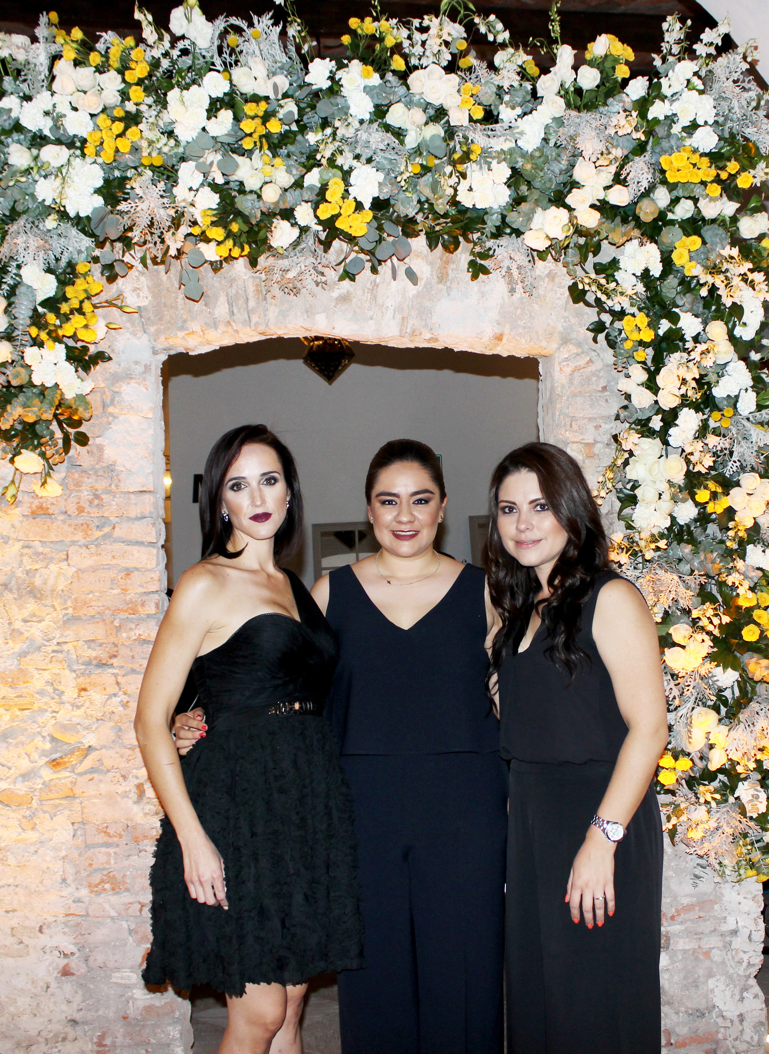 Carolina Portillo, Montse Ocampo y Karla Baca fueron las anfitrionas