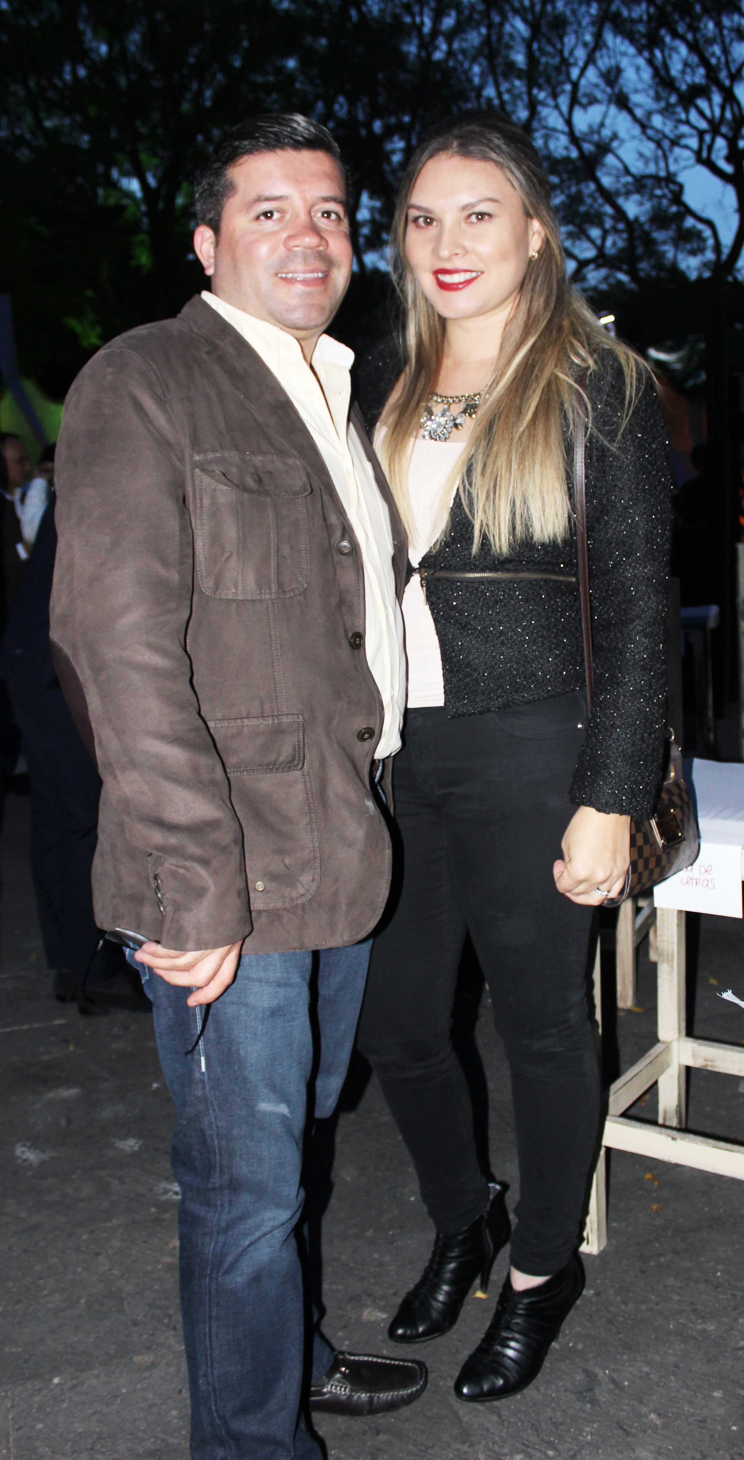 Edgar Madrigal y Jeannet Alcantar