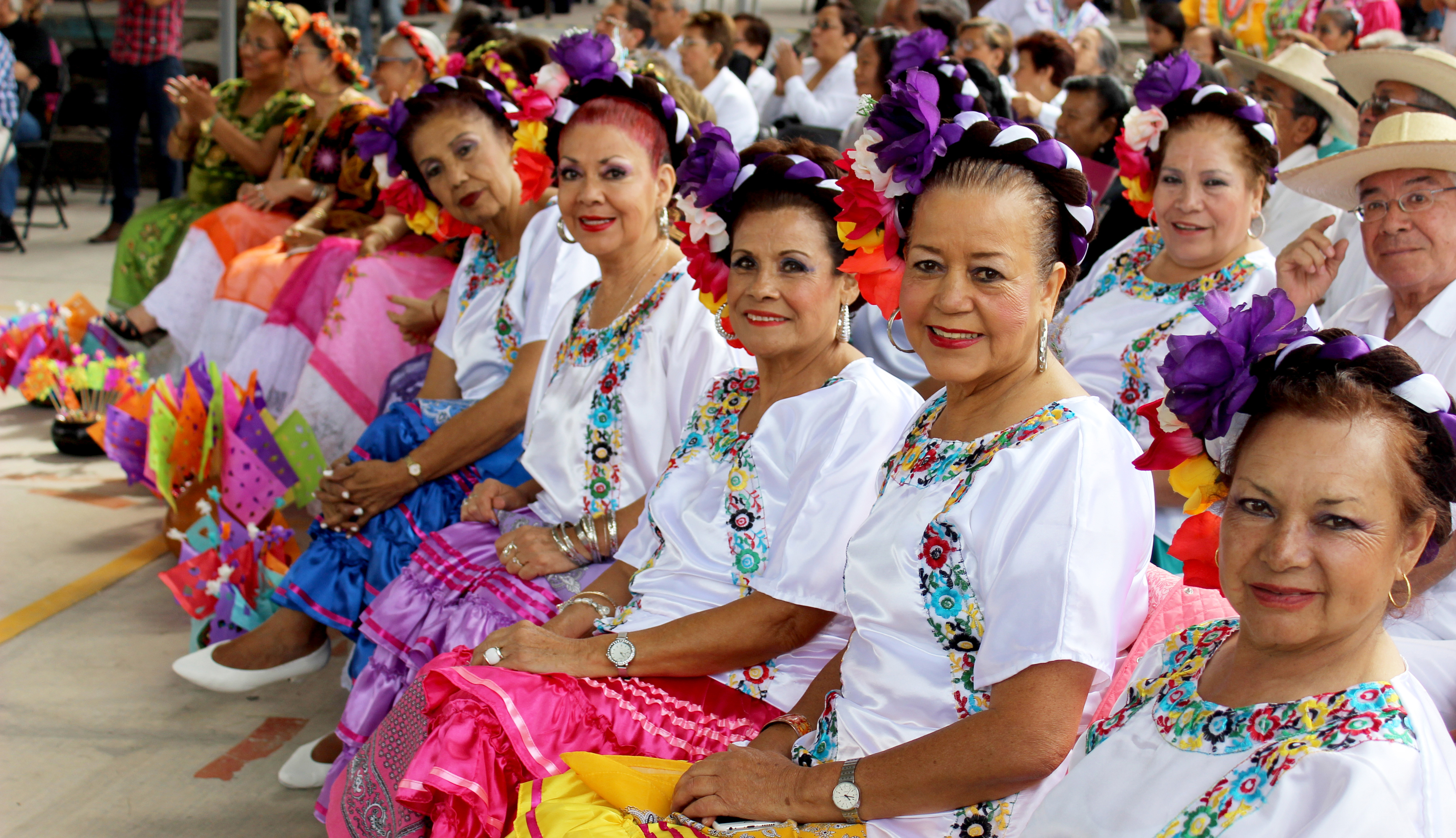 Invitadas al Encuentro Estatal de Tradiciones y Costumbres 2016