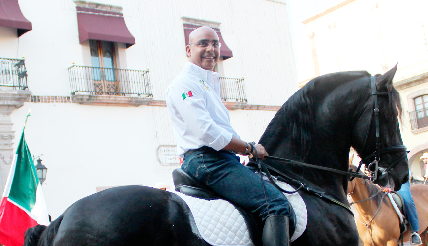 Marcos Aguilar lució su hermoso caballo
