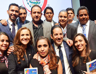 Sonia Rocha rinde I Informe Legislativo en el Teatro Metropolitano