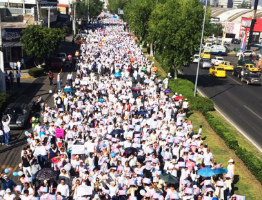 Marcha por la familia desata controversia