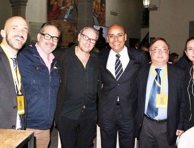 Marcos Aguilar da la bienvenida a participantes del Hay Festival 2016