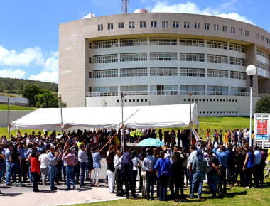 Realizan macrosimulacro en Centro Cívico, evacuación del edificio se logró en seis minutos