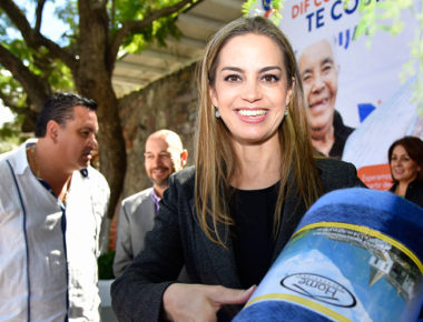 Arranca la campaña “DIF Corregidora te Cobija”, buscarán recolectar ocho mil cobijas