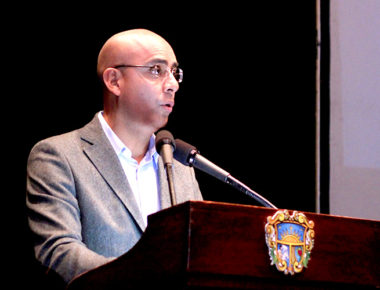 Invertirá Marcos Aguilar 130 mdp en Santa Rosa Jáuregui