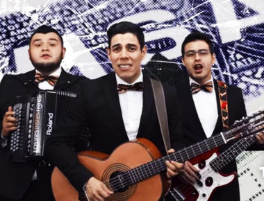 Los Tres Tristes Tigres le cantan a Trump