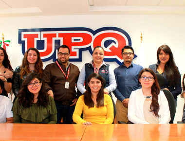 Alumnos de la UPQ alfabetizan a marquesinos