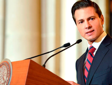 EPN insiste «mexicanos no pagarán muro fronterizo»; Trump sostiene lo contrario