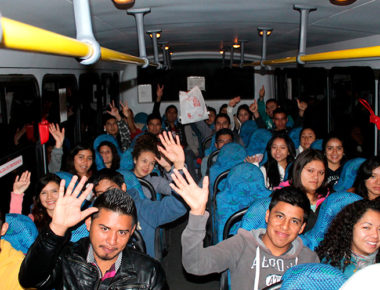 Estudiantes de la Sierra Gorda de Querétaro tendrán transporte gratuito