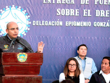 Edil de Querétaro entrega puentes vehiculares sobre Dren de Peñuelas