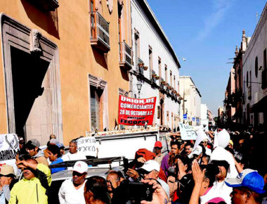 Queretanos protestan de nuevo contra gasolinazo