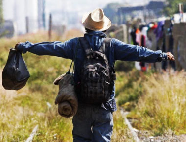 Top 10: Canciones que inspiran a los inmigrantes
