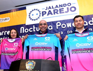 Presentan Carrera Nocturna Powerade 2017, festejará Día Internacional de la Mujer