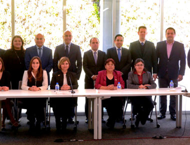 MAV entrega iniciativa a LVIII Legislatura, busca reformar el Código Urbano para reforzar seguridad de queretanos