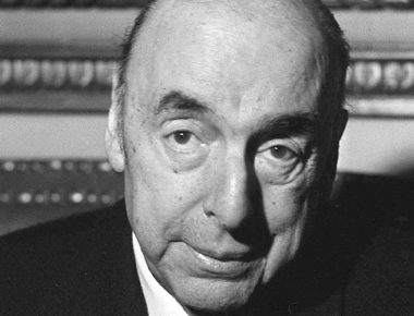 Lee «Versos», la columna que Rocío Aguilera dedica a Pablo Neruda