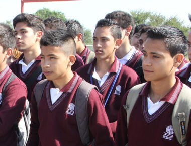 Cruz Roja firma convenio para capacitar a estudiantes y docentes del COBAQ