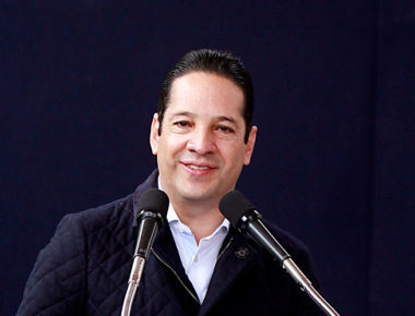 FDS entrega equipamiento a Hospital General del IMSS en San Juan del Río