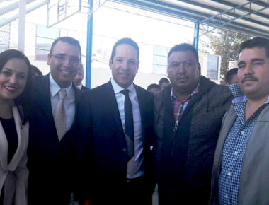 Gobernador de Querétaro reitera compromiso con comerciantes de Cadereyta