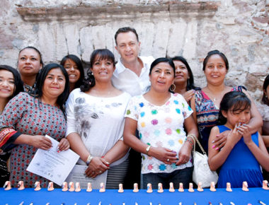 Entrega Mauricio Kuri certificados del programa «BÉCATE»