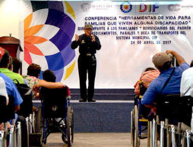 DIF Municipal ofrece conferencia sobre discapacidad a sector vulnerable