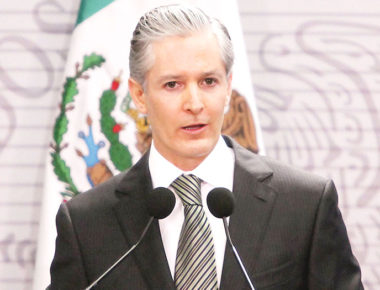 Del Mazo ofrece a empresarios combatir corrupción e impunidad en Edomex