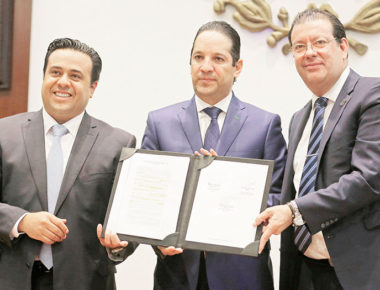 Gobierno del Estado de Querétaro presenta QROBUS