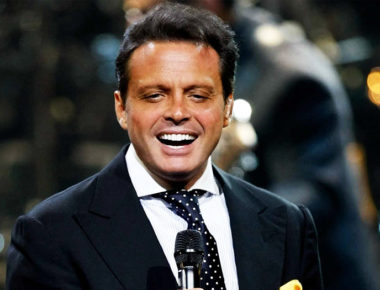 Luis Miguel ya no irá a la cárcel; llega a acuerdo con su exmanager
