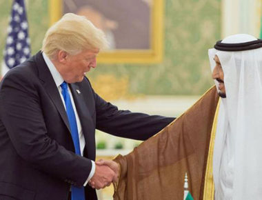 Trump se reúne con líderes musulmanes; acuerda crear centro antiterrorista