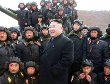 Kim Jong ordena desarrollar miseles más poderosos