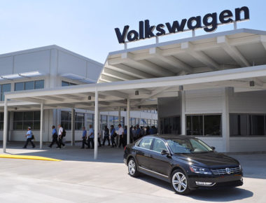 Autos fabricados en México dominan mercado nacional