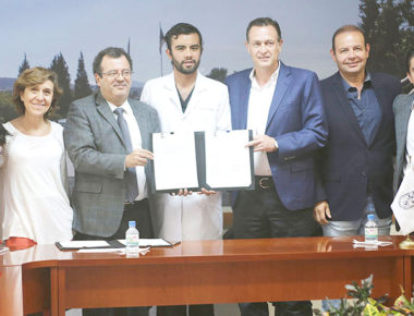 Firman Corregidora y UAQ convenio a favor de estudiantes