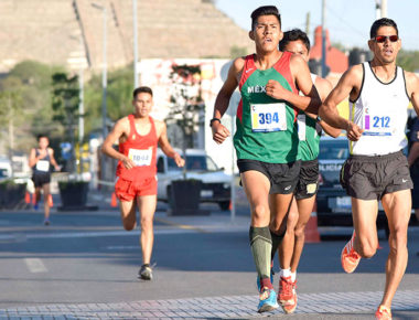 Participan Mil 200 corredores en la segunda Carrera Corregidora 2017