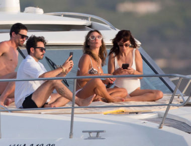 Kate del Castillo vacaciona en Ibiza