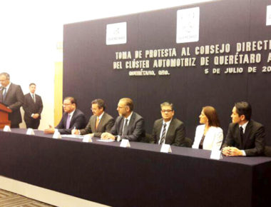 Toma protesta Consejo Directivo del Clúster Automotriz de Querétaro A. C.