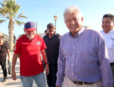 AMLO anuncia en Baja California que buscará por tercera vez la Presidencia