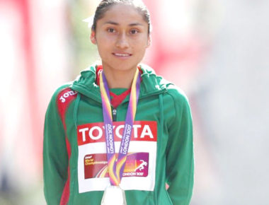 Gran recibimiento a Lupita González