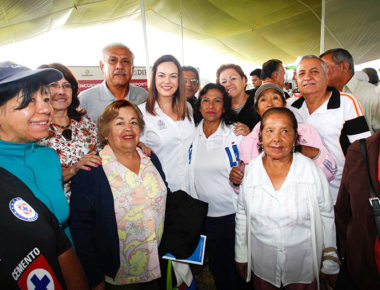 Inaugura SEDIF Encuentro Estatal Deportivo del Adulto Mayor