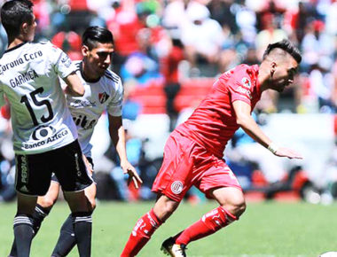 Los Diablos con paso firme