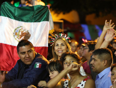 Ocho mil queretanos acudieron a Plaza de Armas para presenciar el Grito de Independencia