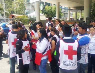 Presupuesto de II Informe de Gobierno y aguinaldo de Gobernador será donado a damnificados