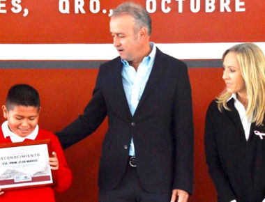 Edil de El Marqués reitera que la educación es lo más importante en su administración
