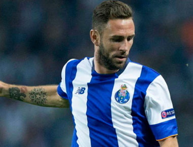 Layún podría dejar Portugal