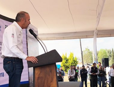 Que desarrolladores inmobiliarios cumplan con los compradores pide Mario Calzada
