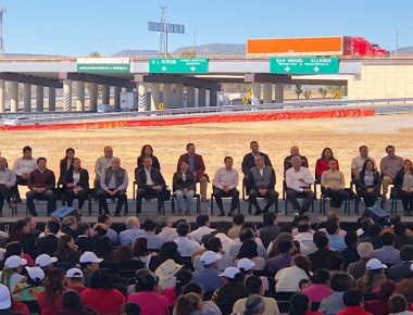 Refrenda EPN el compromiso de infraestructura carretera