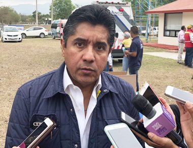 Funcionarios que van de candidatos serán liquidados: Oficial Mayor