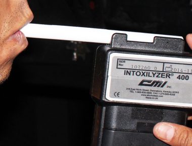 Implementa policía municipal de El Marqués operativo “Alcoholímetro”