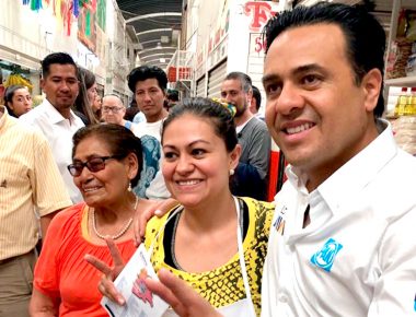 Dignificación de mercados y tianguis promete Luis Nava