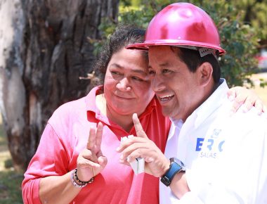 Con recorridos en colonias, Eric Salas busca voto del 1er distrito