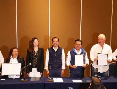 Firman candidatos del PAN Agenda Ciudadana